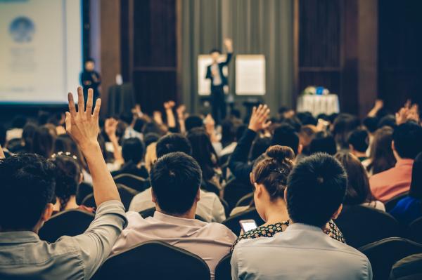How to Plan a Conference or Corporate Event in 15 Steps (Step-by-Step Guide)